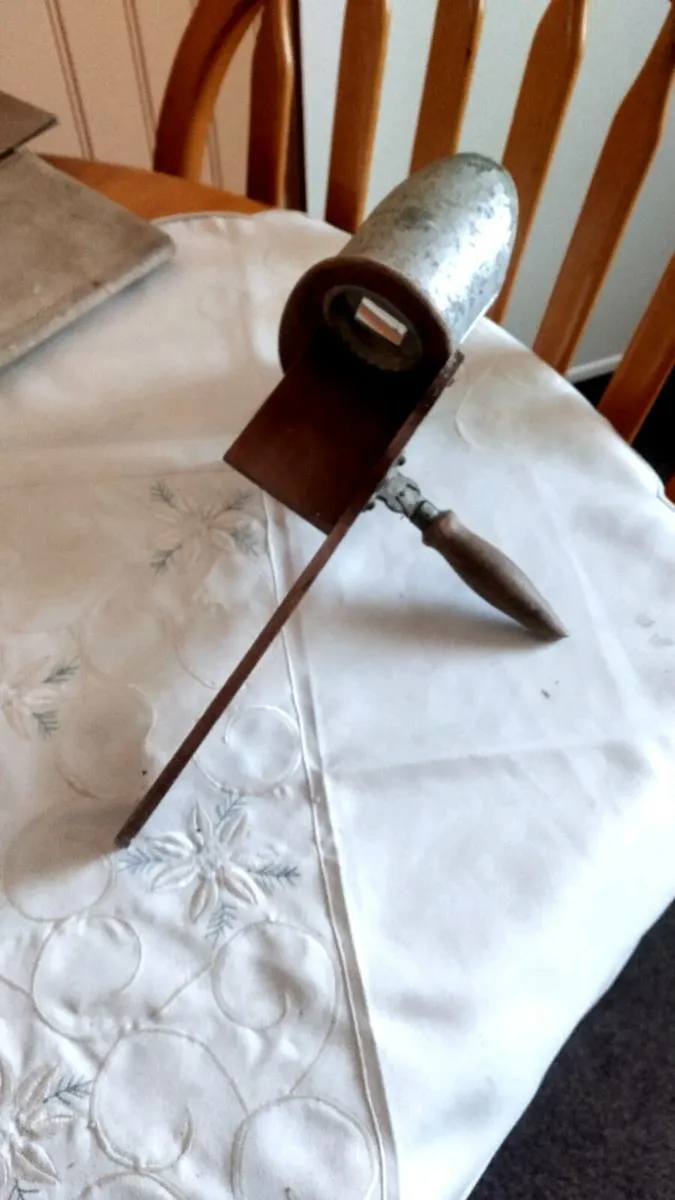 Antique Victorian Stereo Viewer - Image 1