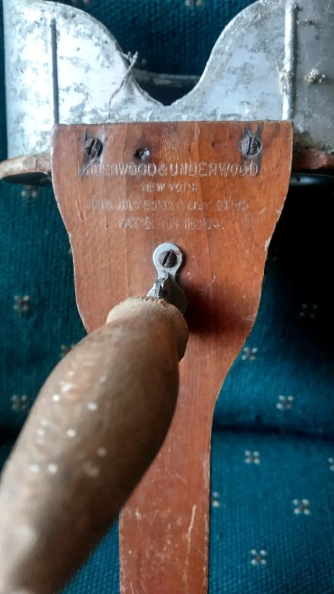 Antique Victorian Stereo Viewer - Image 3