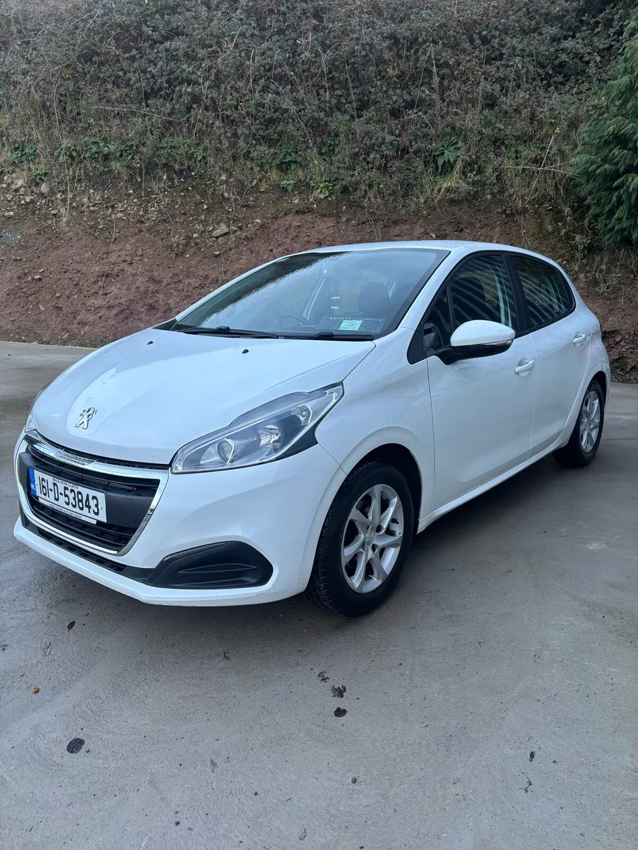 Peugout 208 - Image 3