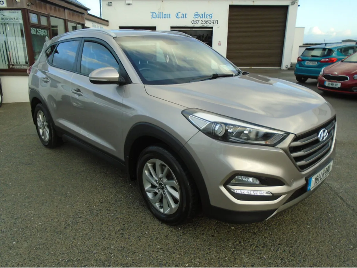 Hyundai Tucson EXECUTIVE 5DR - Image 2