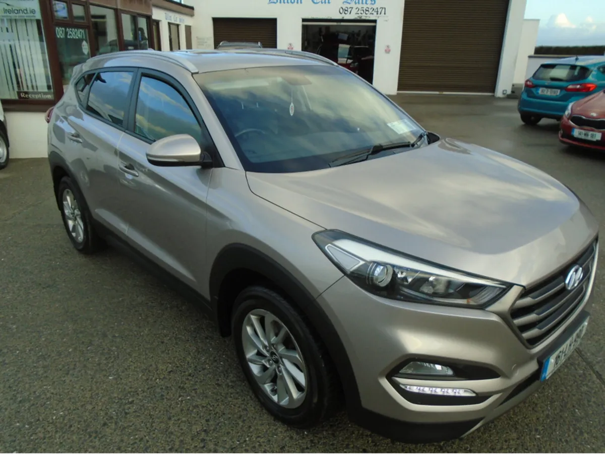 Hyundai Tucson EXECUTIVE 5DR - Image 4