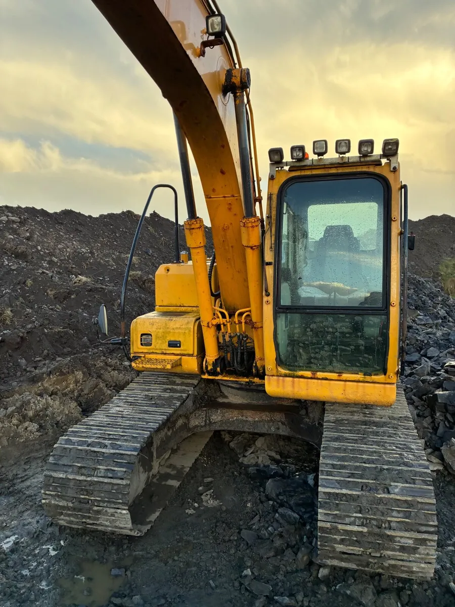 Hyundai 140 - Image 4