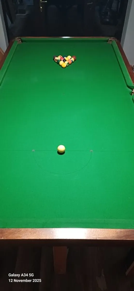 8' X 4' snooker / pool table - slate base - Image 2