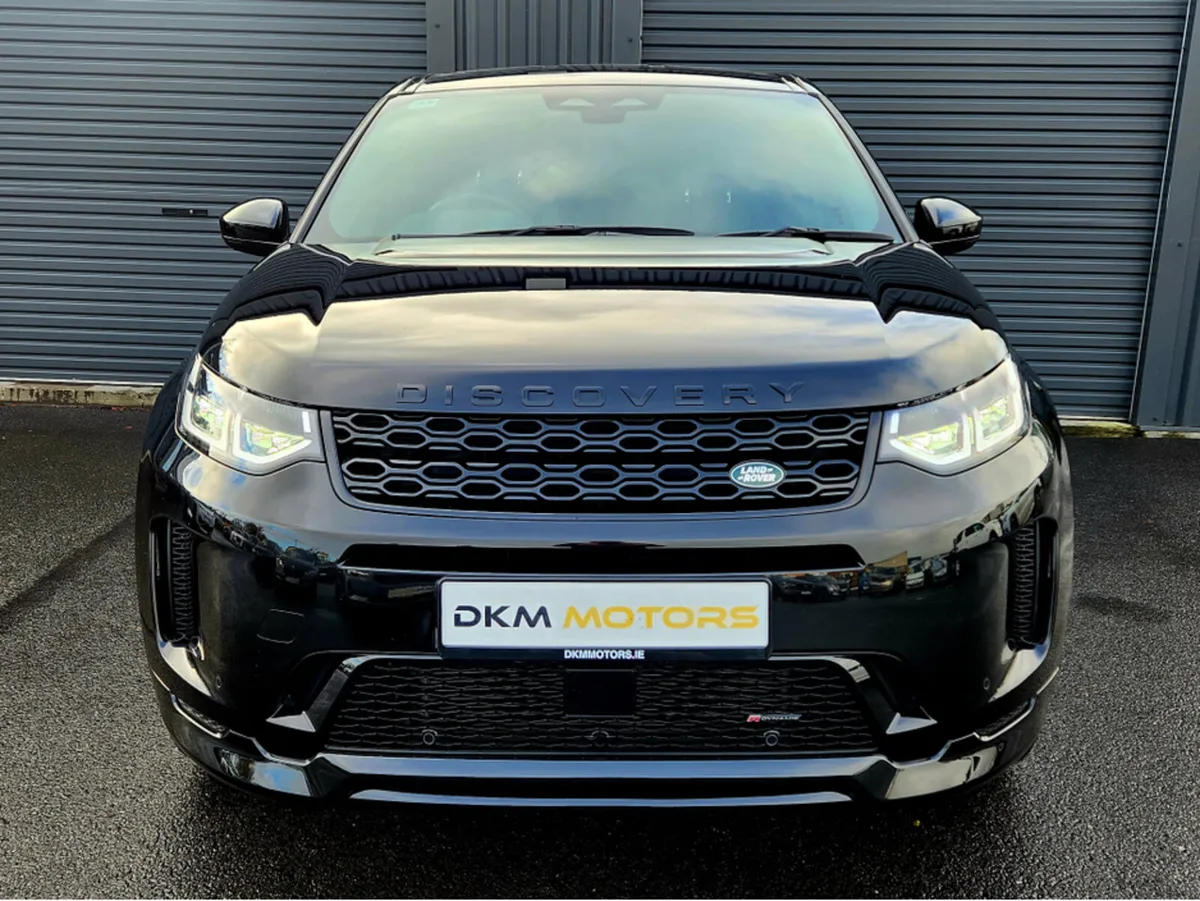 Land Rover Discovery Sport R-DYNAMIC P300E - Image 2