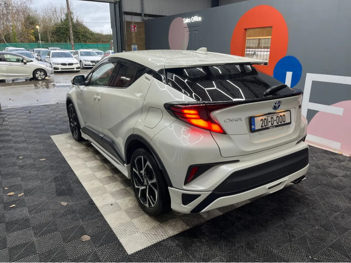 Toyota C-HR €23950! 2020 TOYOTA C-HR 1.8L HYBRID / - Image 4