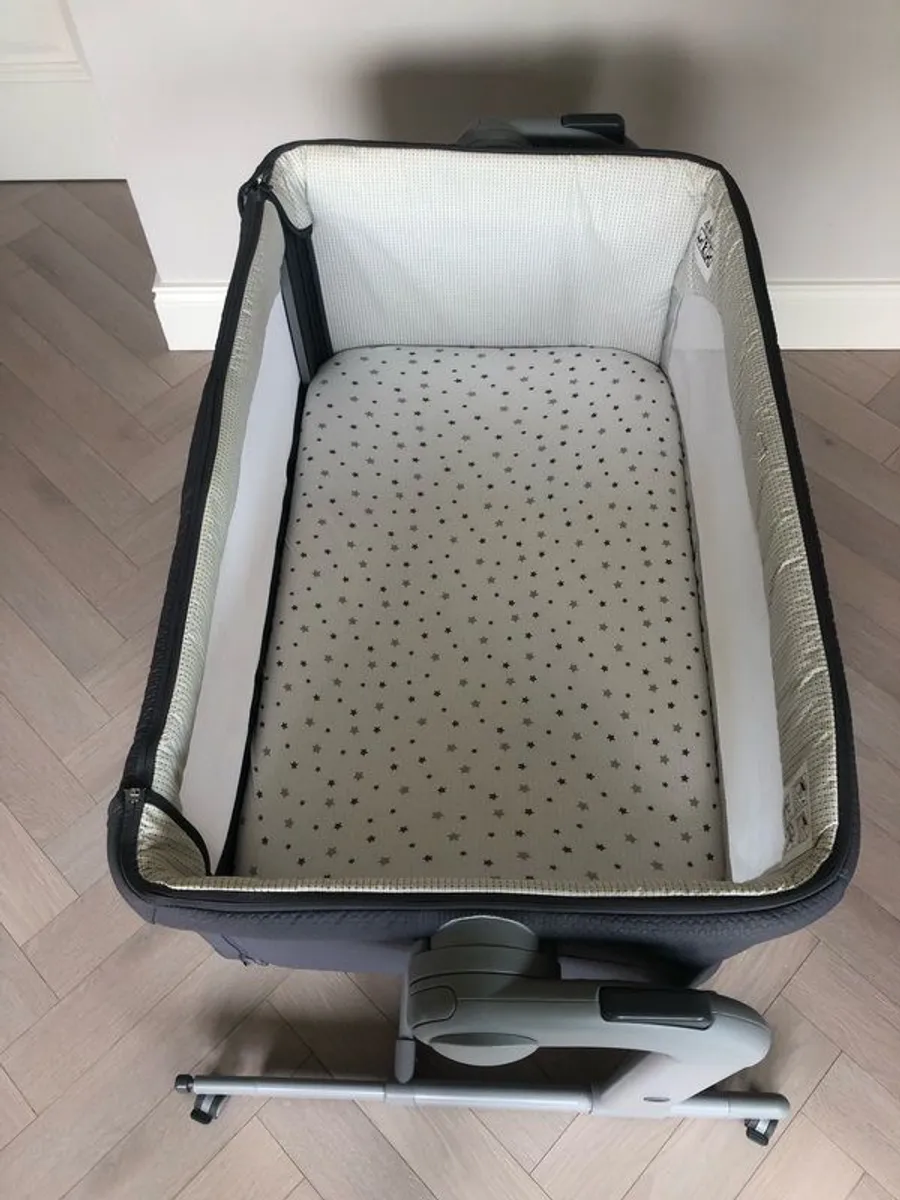 Chicco Next to Me - Image 1