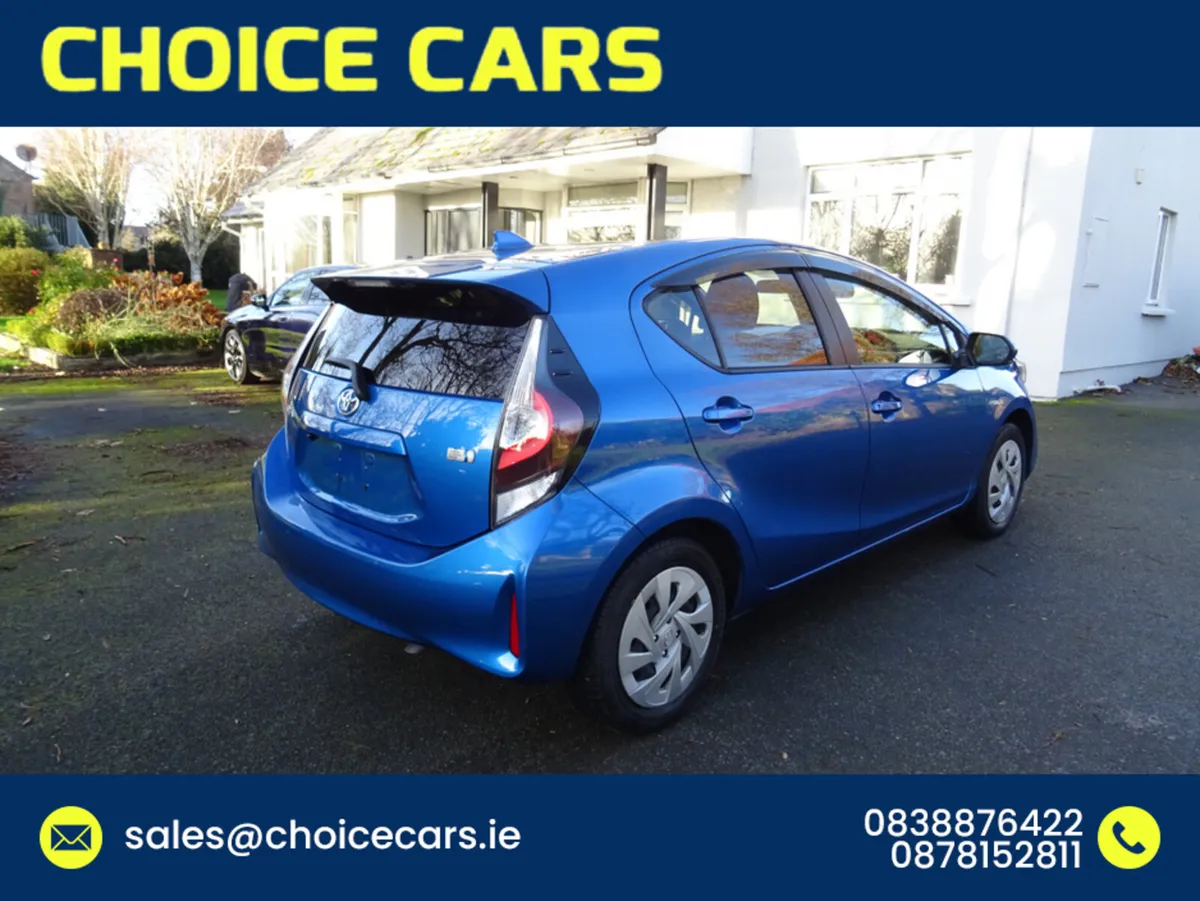 Toyota Aqua 1.2 AUTO HYBRID KEYLESS GO - Image 4