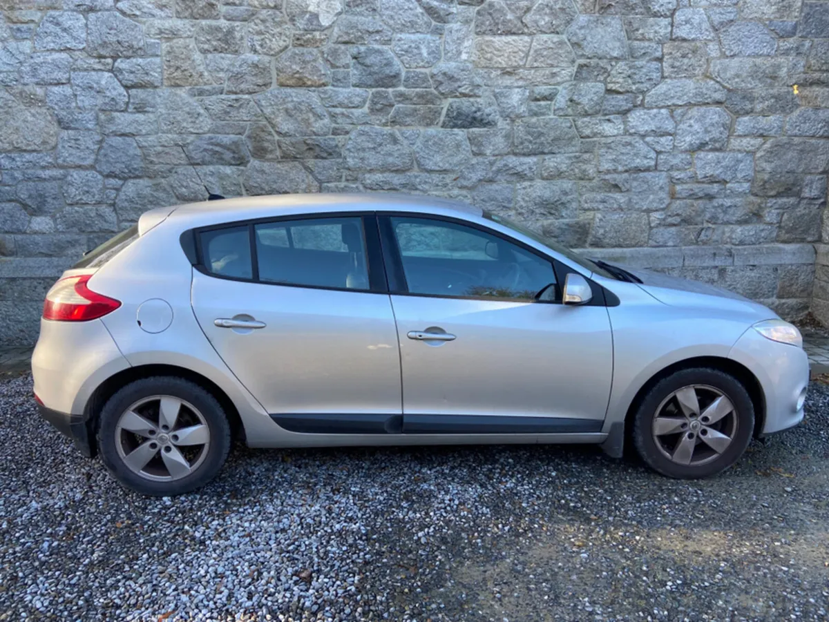 Renault Megane 1.5 DCI TOM 105 5DR - Image 1