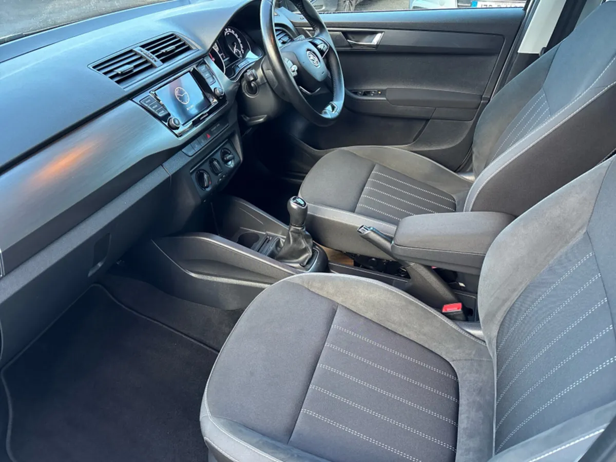 Skoda Fabia STYLE 1.0 TSI 95BHP 4DR - Image 3