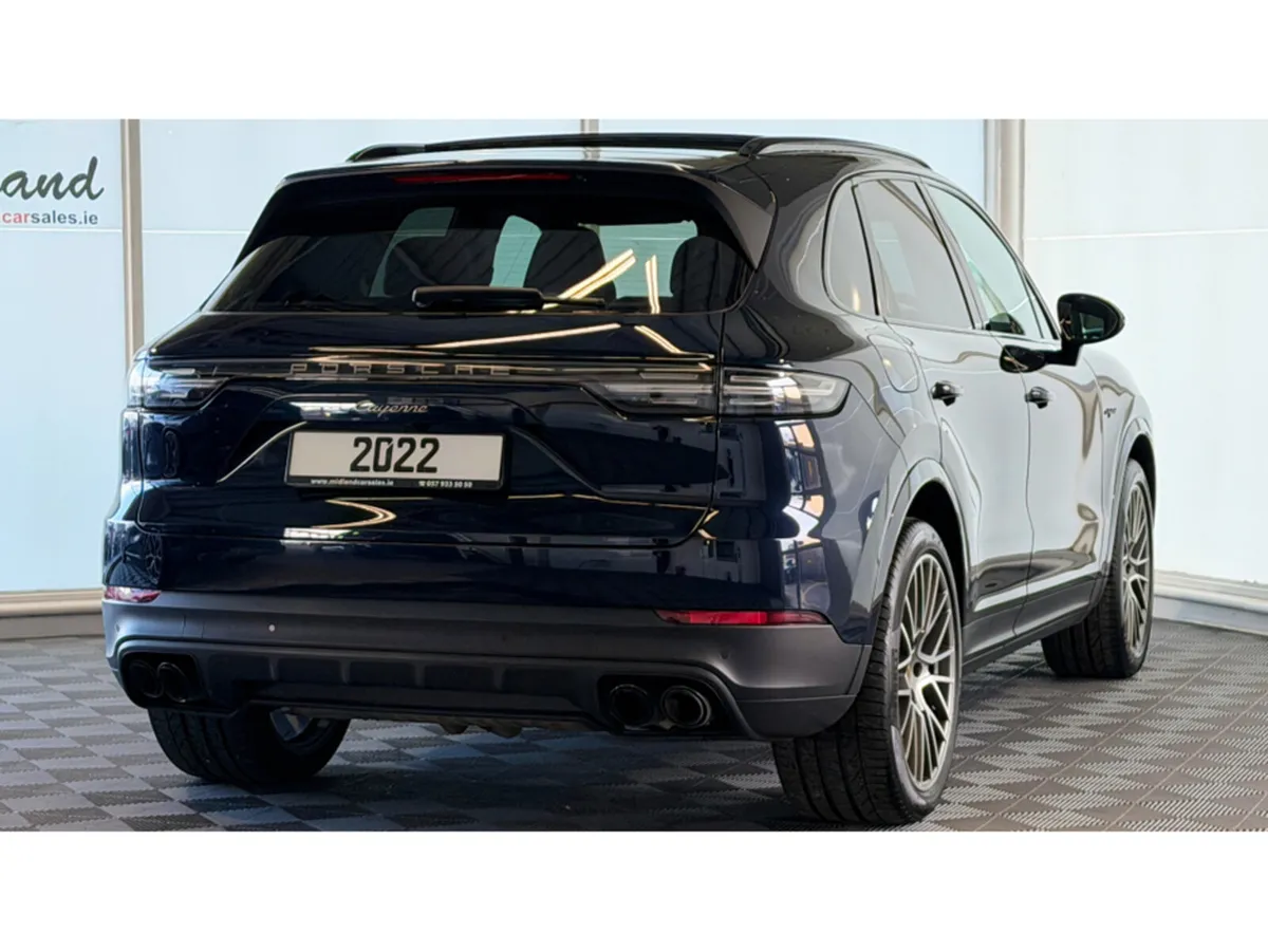 Porsche Cayenne 3.0 V6 *PLATINUM EDITION*PAN ROOF* - Image 4