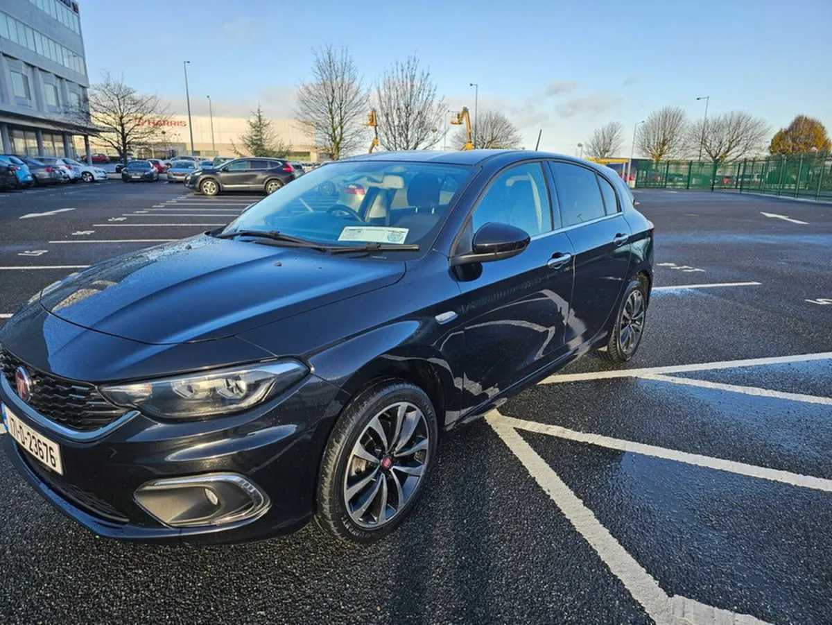 Fiat Tipo 1.4 PETROL, LOUNGE MODEL, LOW MILEAGE, N - Image 4