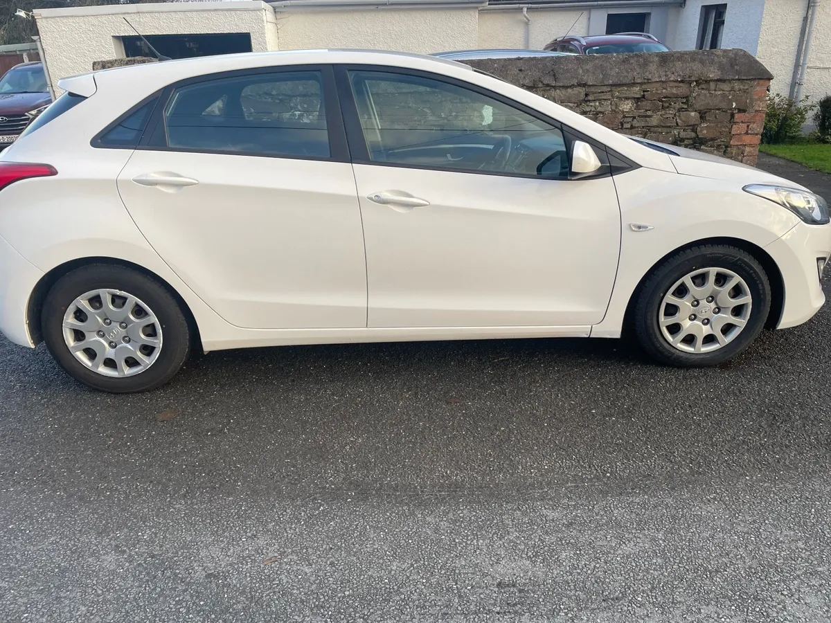 Hyundai i30 1.4 Diesel 2012 - Image 3