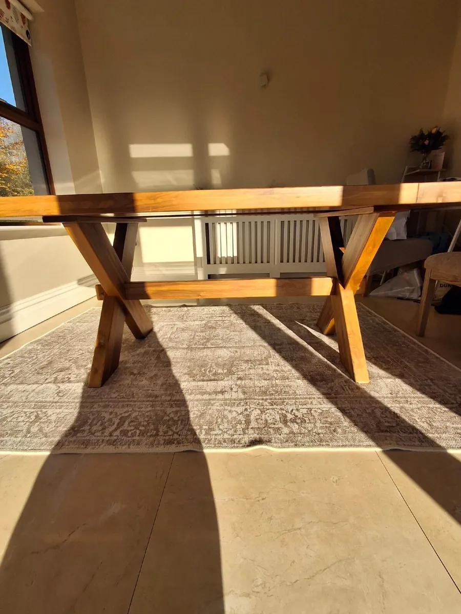 Dinning table - Image 2