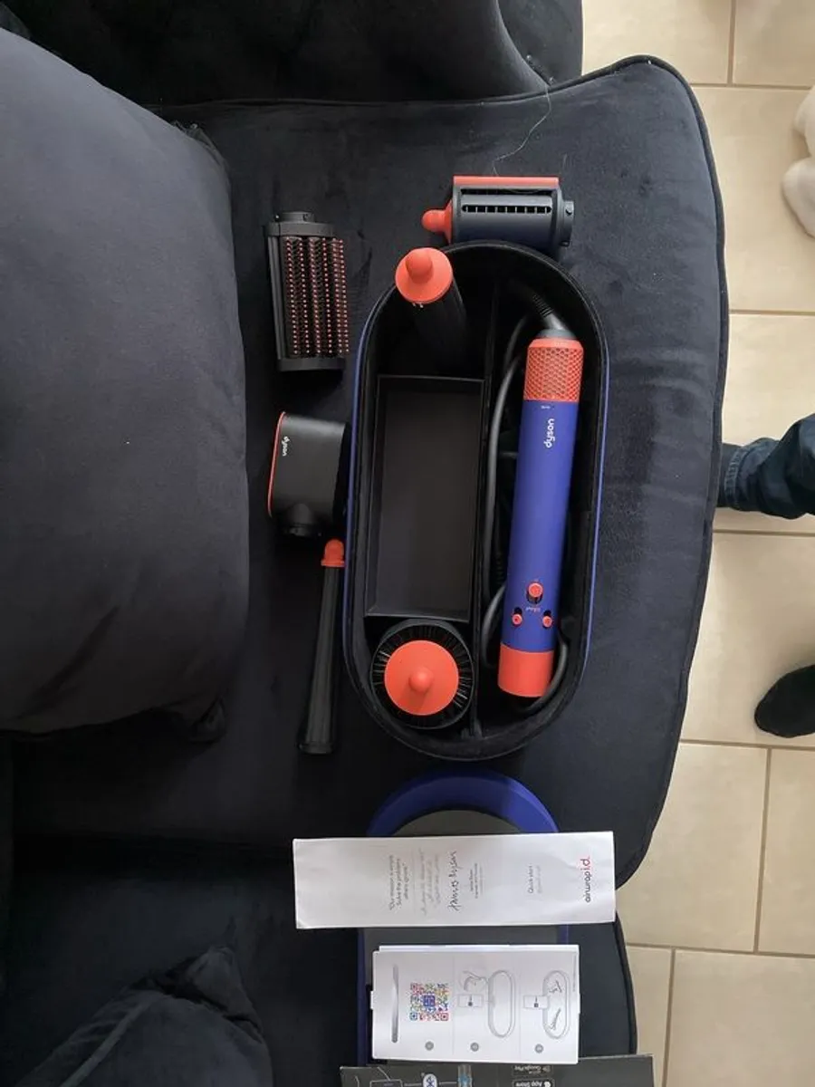 Dyson air wrap multi styler curler hairdryer the works - Image 3