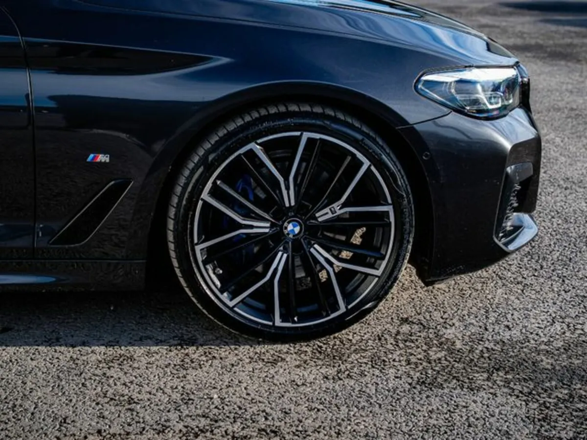 BMW 5-Series 520D M SPORT LCI NEW MODEL - Image 4