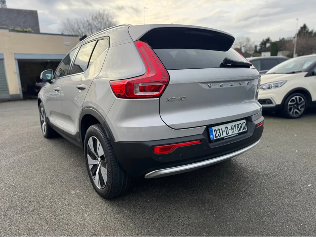 Volvo XC40 ****BLACK FRIDAY SALE**** CORE T4 RECHA - Image 4
