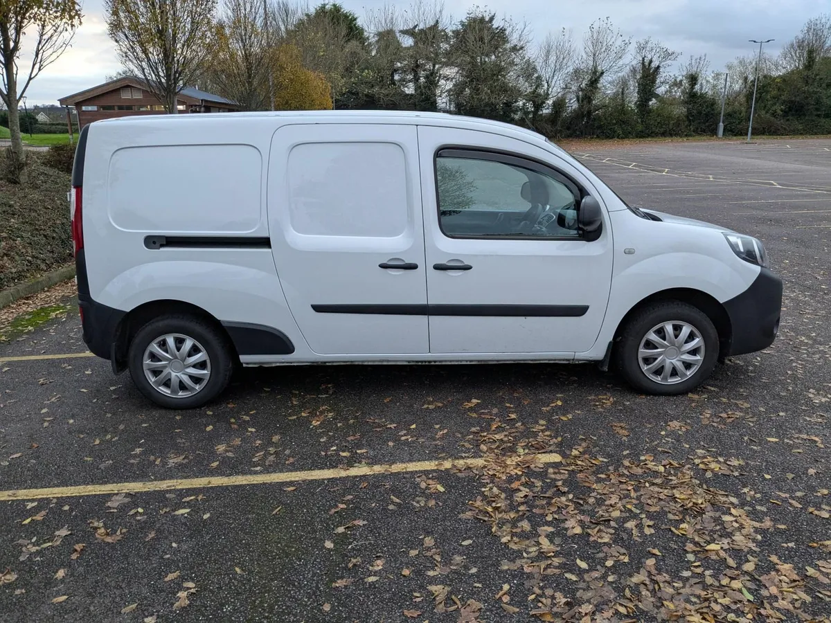 Renault Kangoo ZE Maxi - Image 2