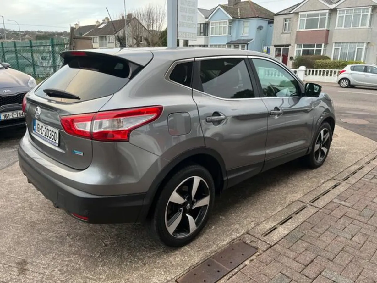 Nissan Qashqai 1.5 DCI N-connecta 110PS 5DR - Image 3