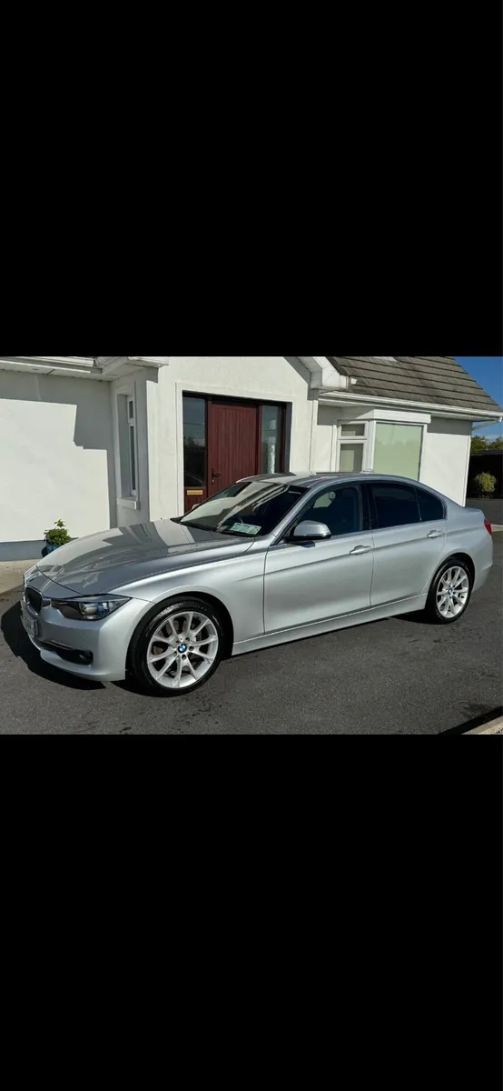 BMW 320D Luxury - Image 1