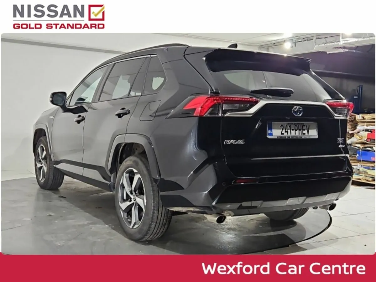 Toyota RAV4 PHEV Design Auto AWD - Image 4