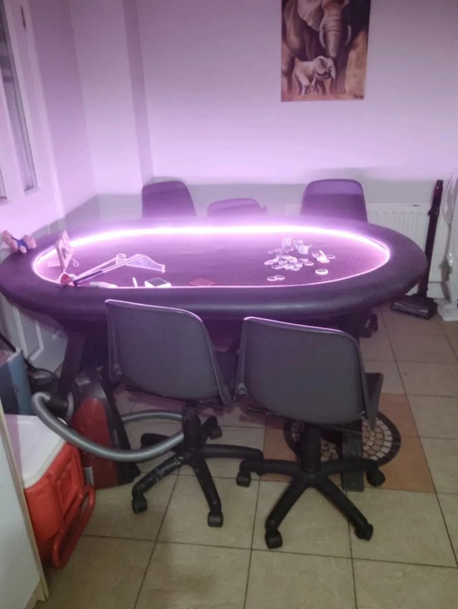 Poker table - Image 3