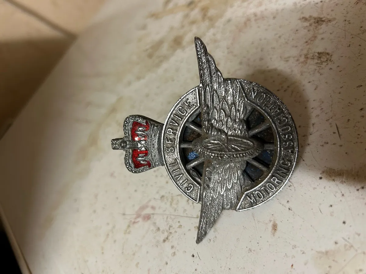 Vintage Car Badge - Image 2