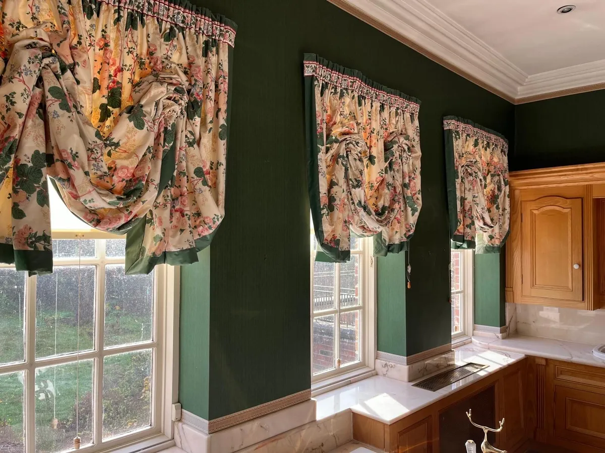 Curtains - Image 1