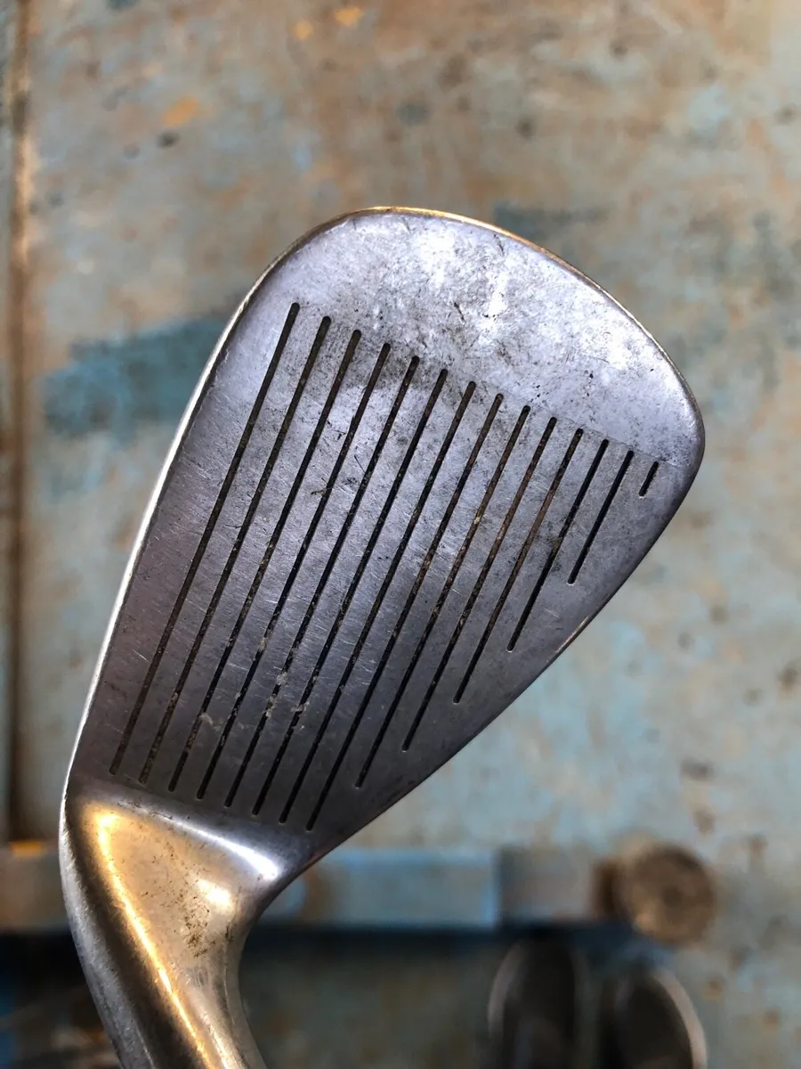 Irons - Wilson 1200 TG - Image 1