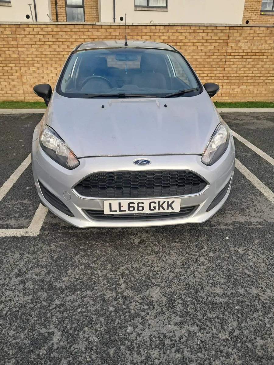 Ford Fiesta Van - Image 4