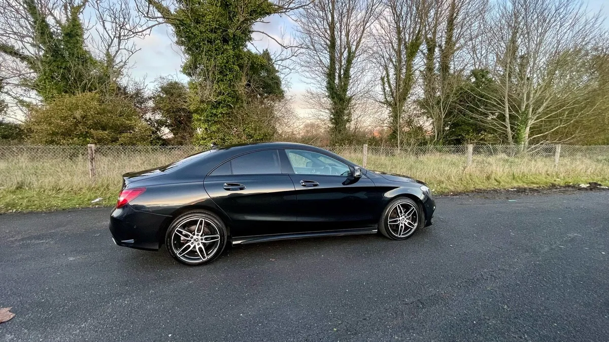 Mercedes Benz CLA 220D - Image 3