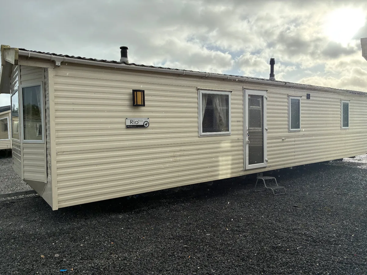 JUST IN AND ABSOLUTELY STUNNING - Image 2