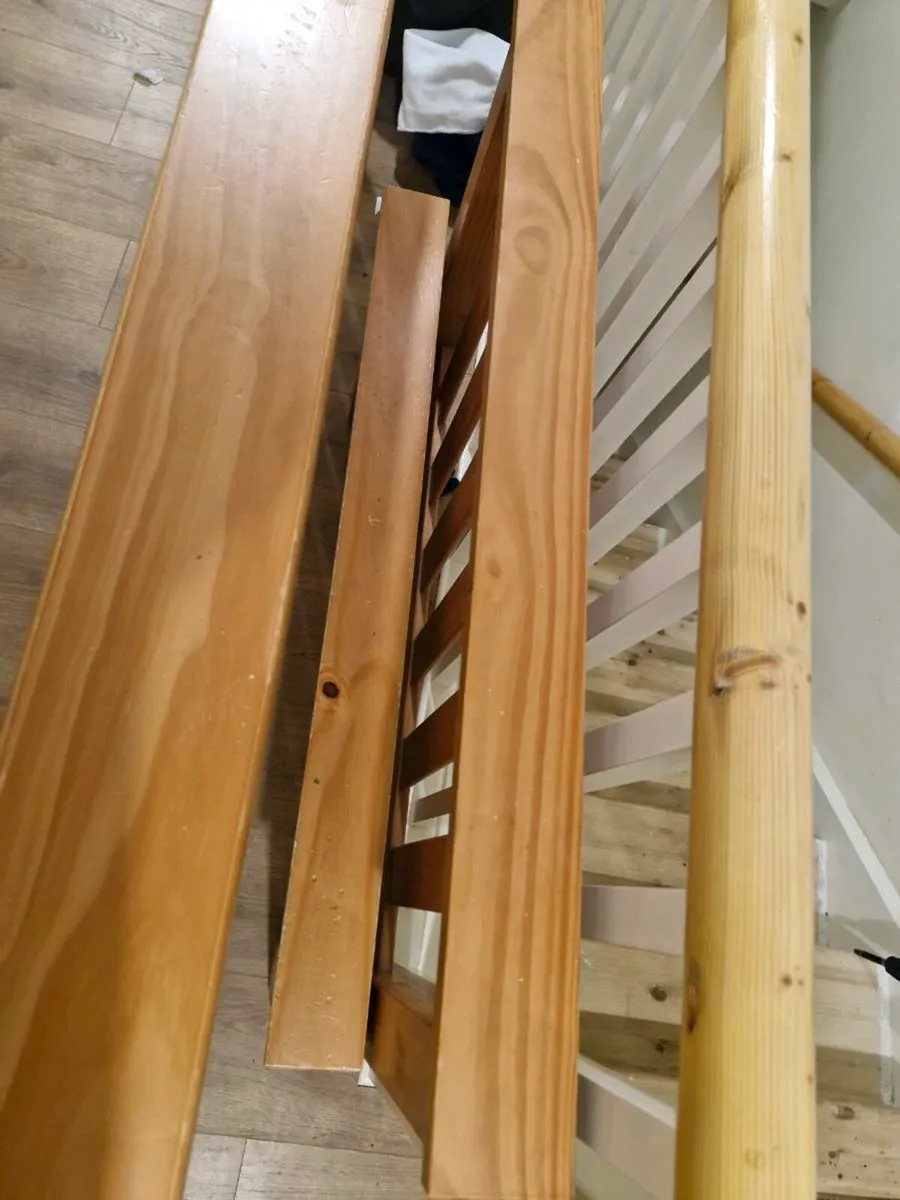 Single bed with matress - Image 1