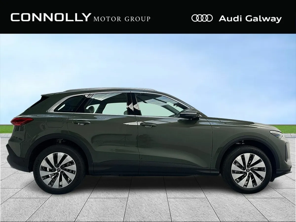 Audi Q5 €652 p/m - SE E-HYBRID QUATTRO 299BHP AUTO - Image 4