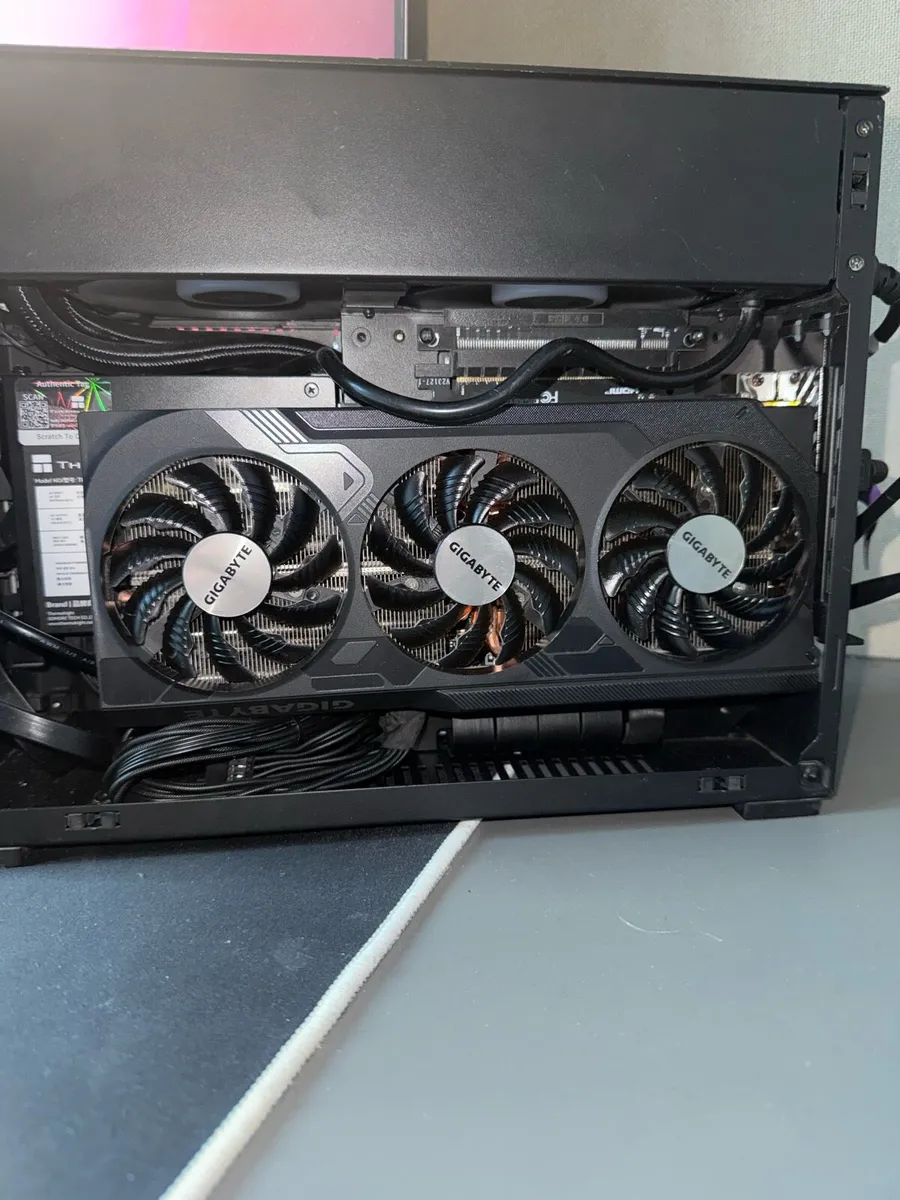 Rtx 4070 ti super - Image 1