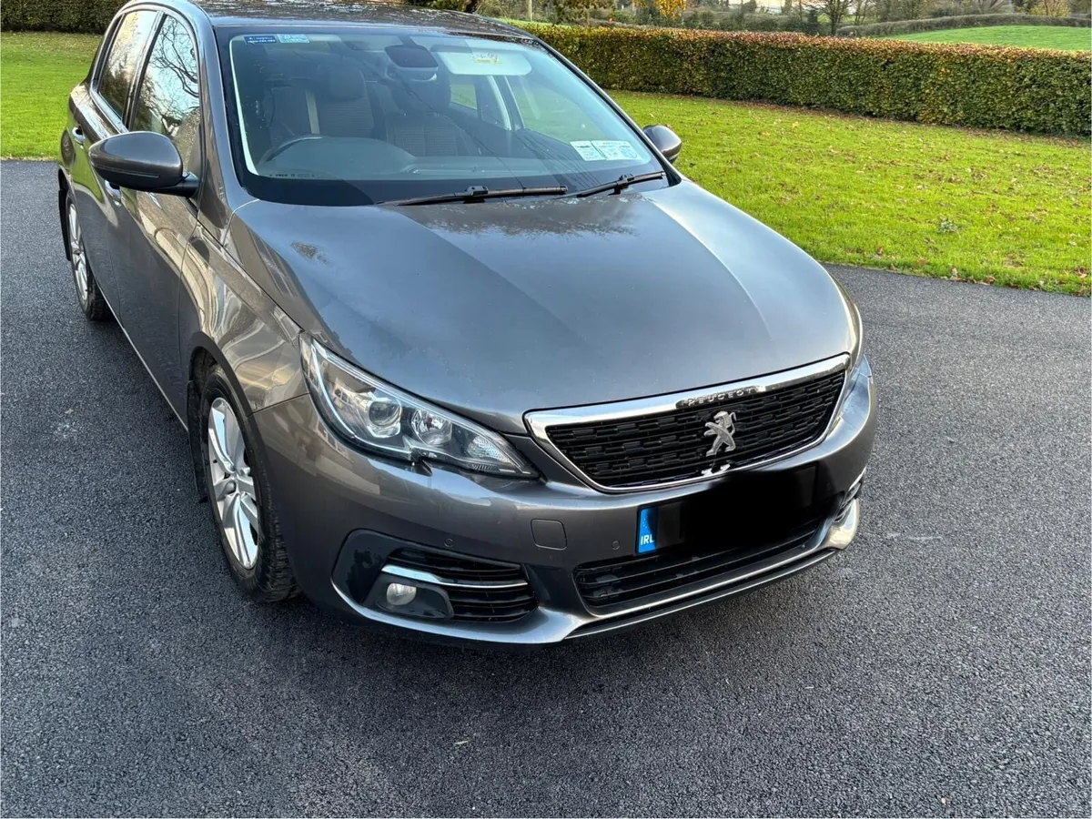 Peugeot 308 - Image 1