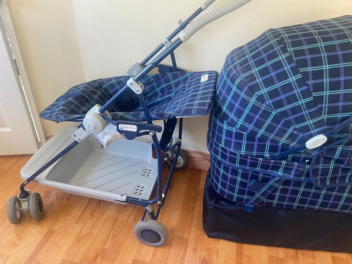Baby pram and playpen - Image 3