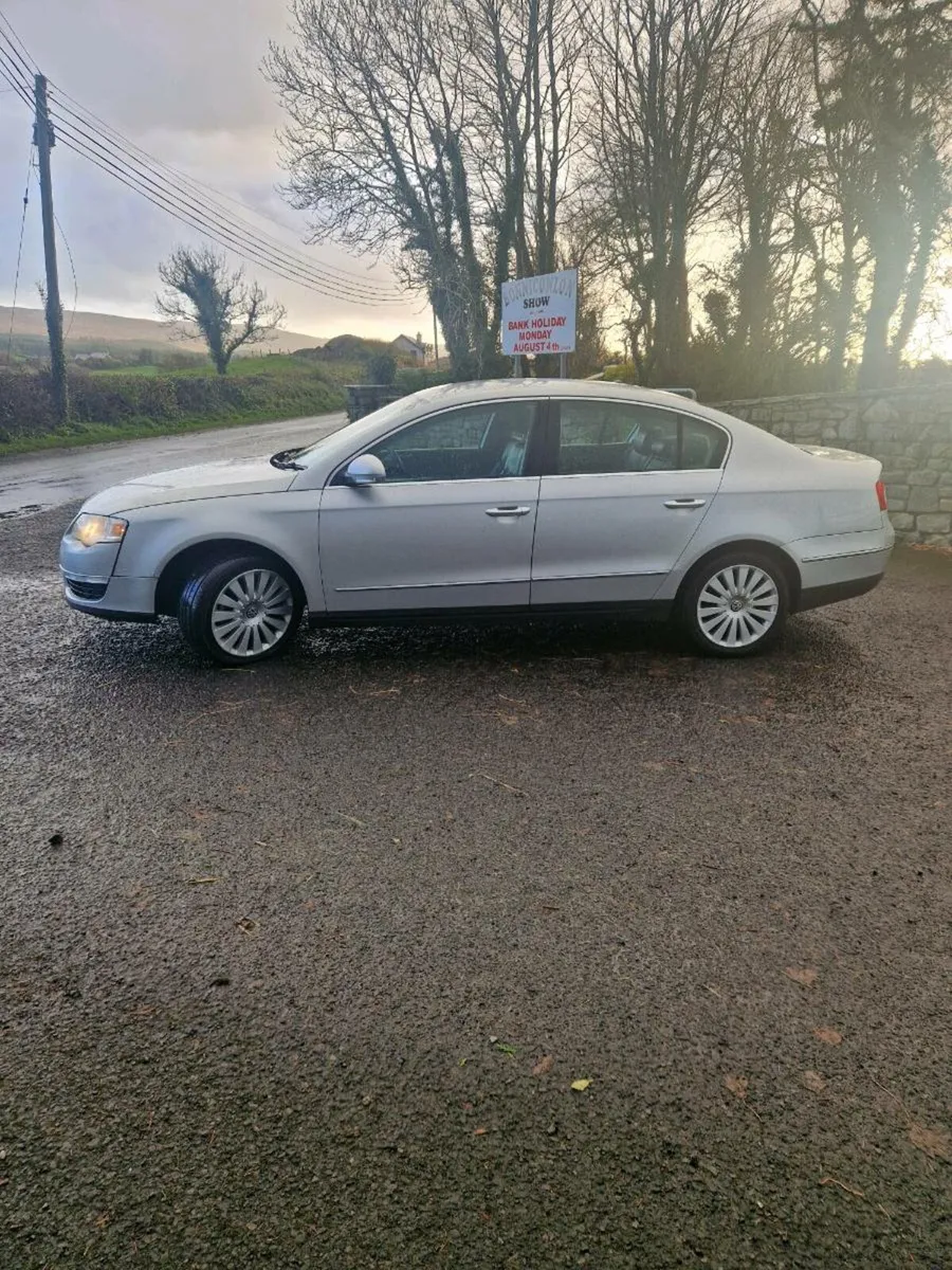 Volkswagen Passat - Image 1