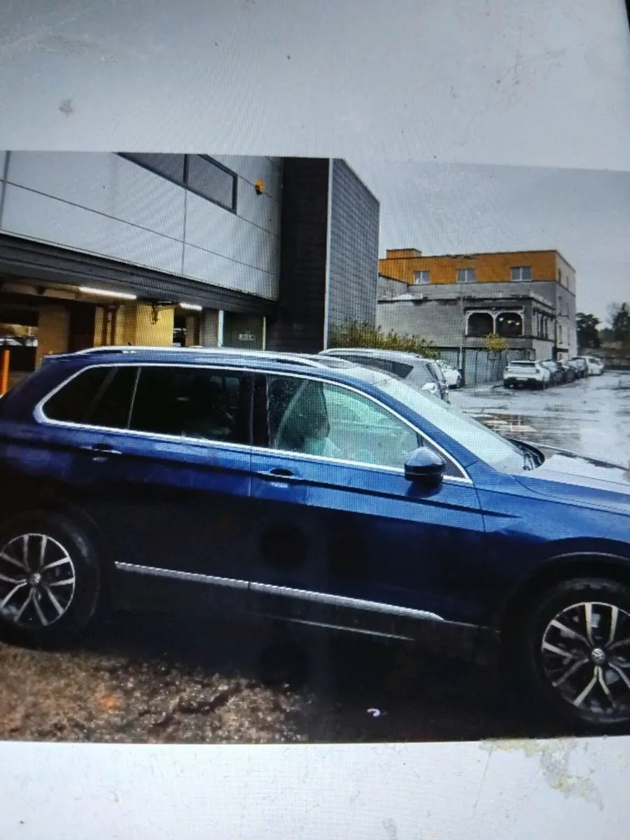 Volkswagen tiguan - Image 2