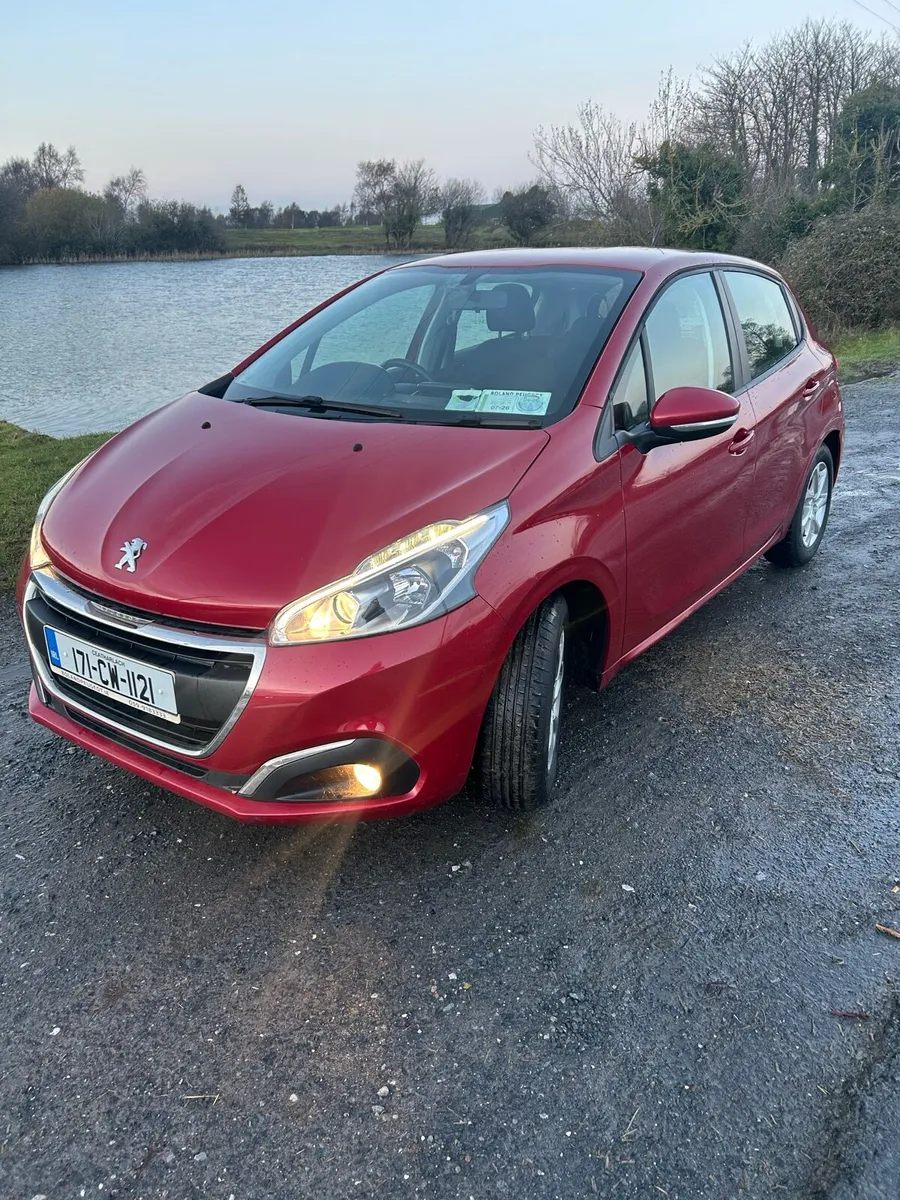 2017 Peugot 208 nct till 04/27 - Image 1
