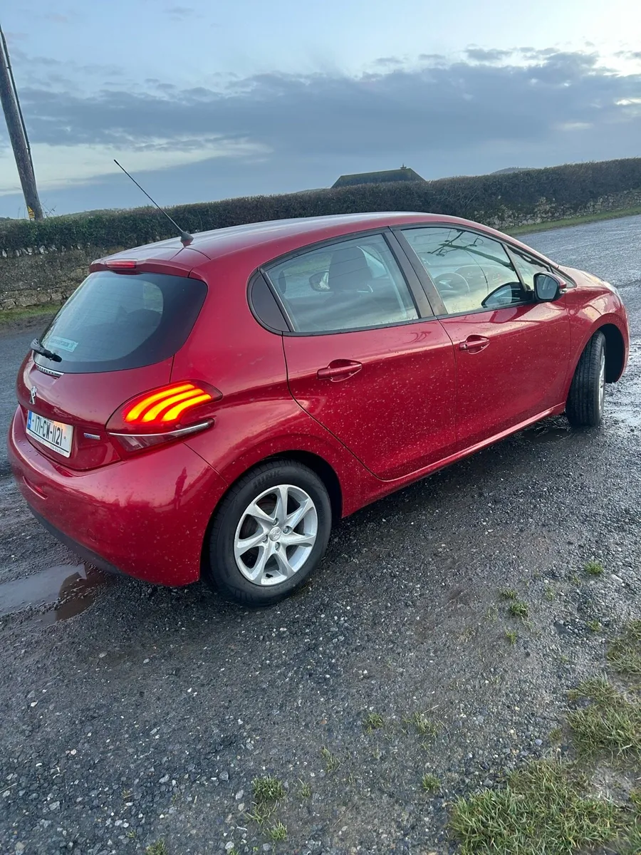 2017 Peugot 208 nct till 04/27 - Image 3
