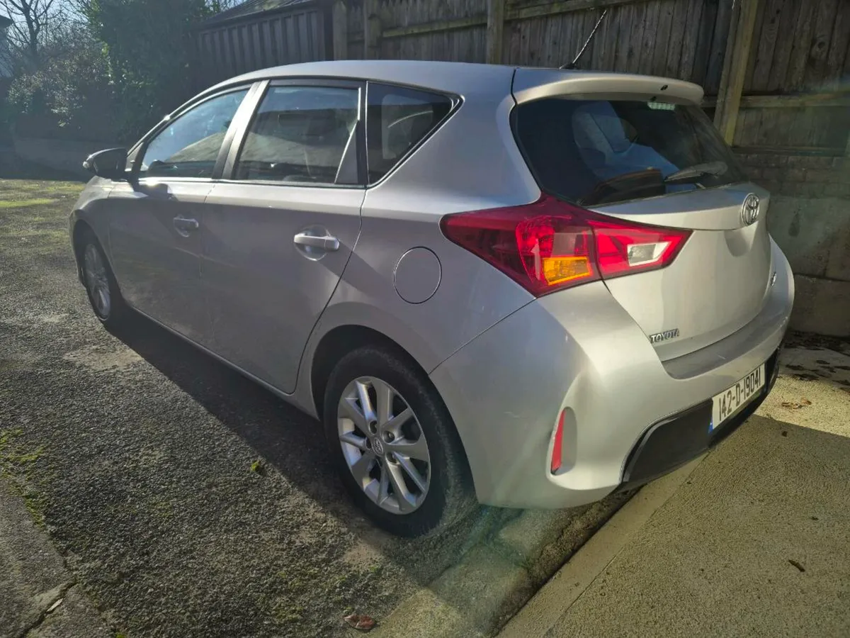 14 auris d4d new nct tax low km - Image 3