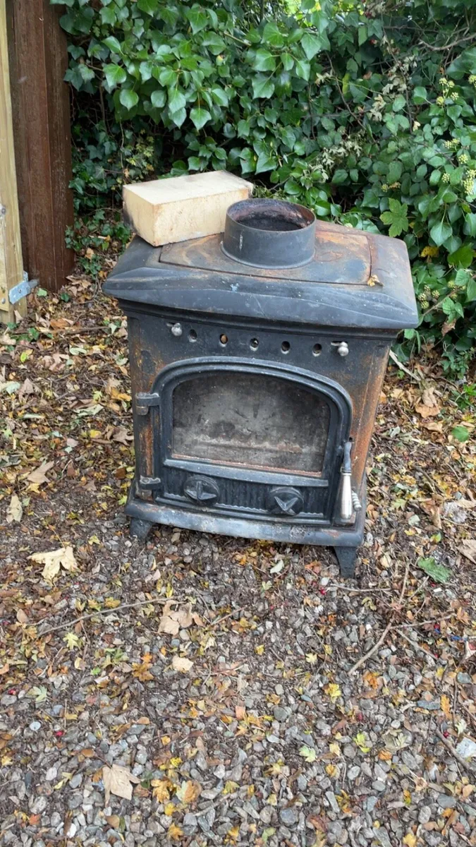 Stove - Image 1