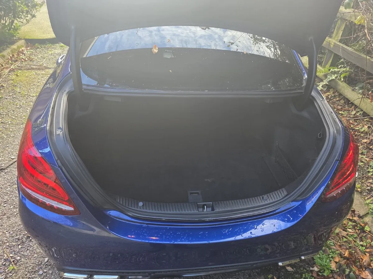 Mercedes-Benz C-Class 220 AMG 2016 - Image 2