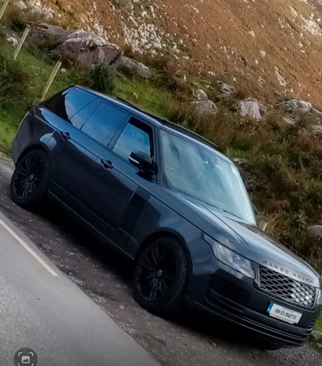 Range Rover - Image 2