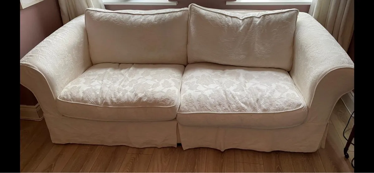 Beautiful 3 seater couches matching pair - Image 1