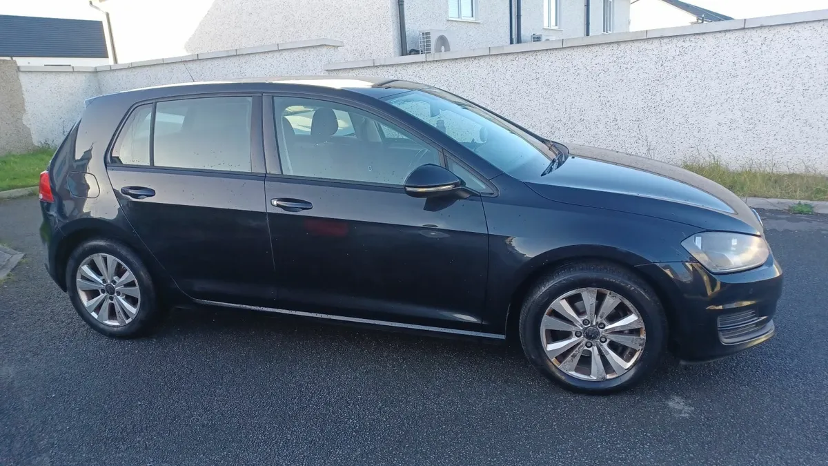 Volkswagen Golf 2014 - Image 1