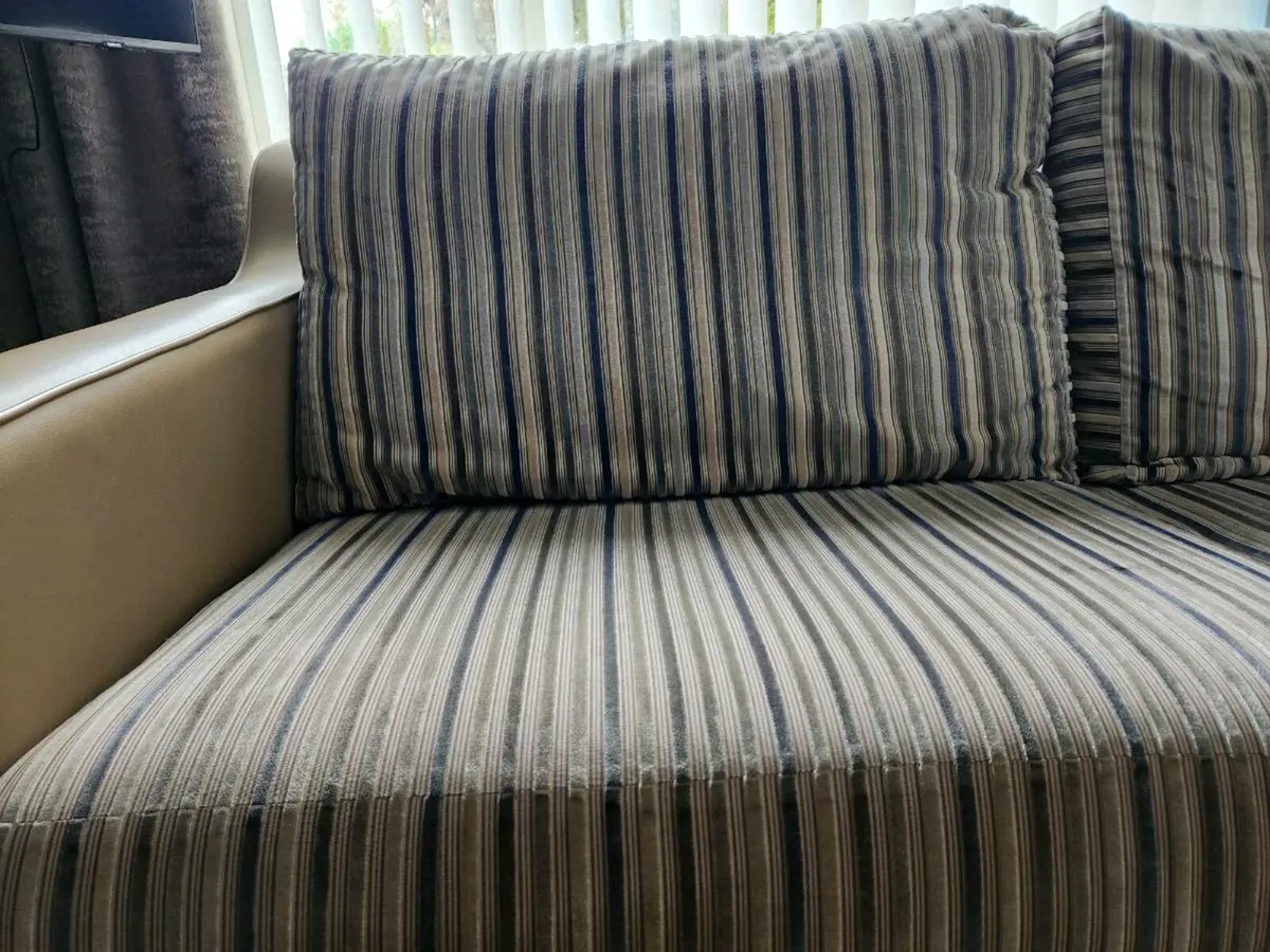 Sofa - Image 3