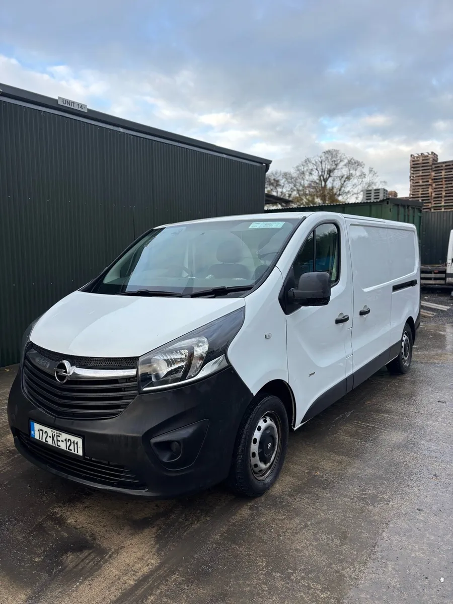 OPEL VIVARO NEW CVRT 7250€ - Image 2