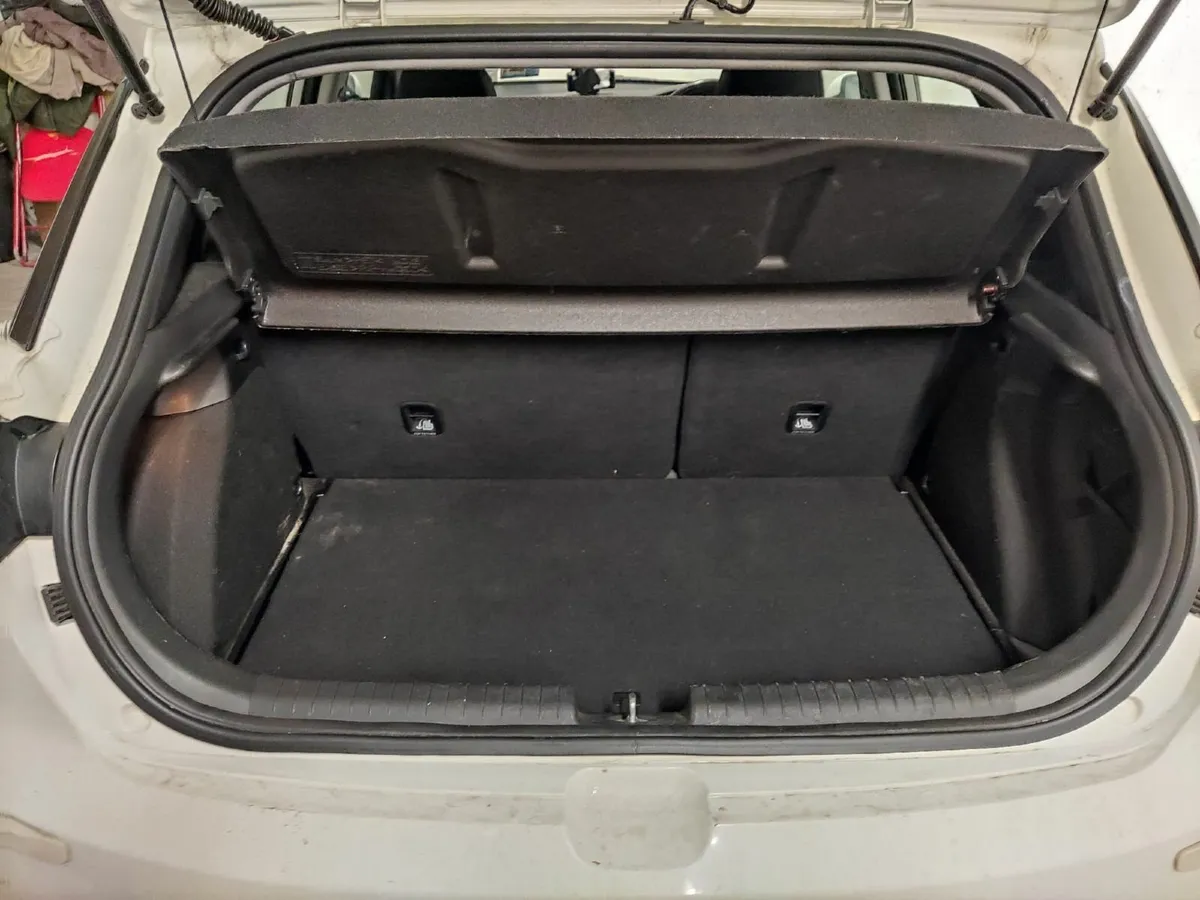 Hyundai i20 2018 - Image 3