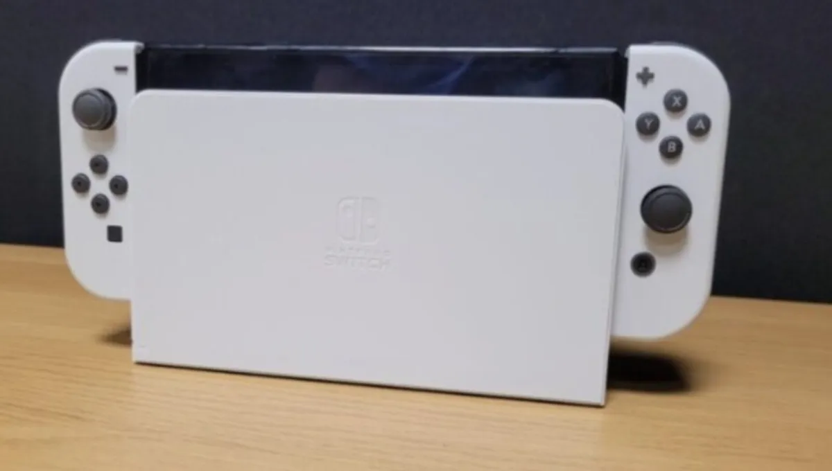 Nintendo Switch OLED - Image 1